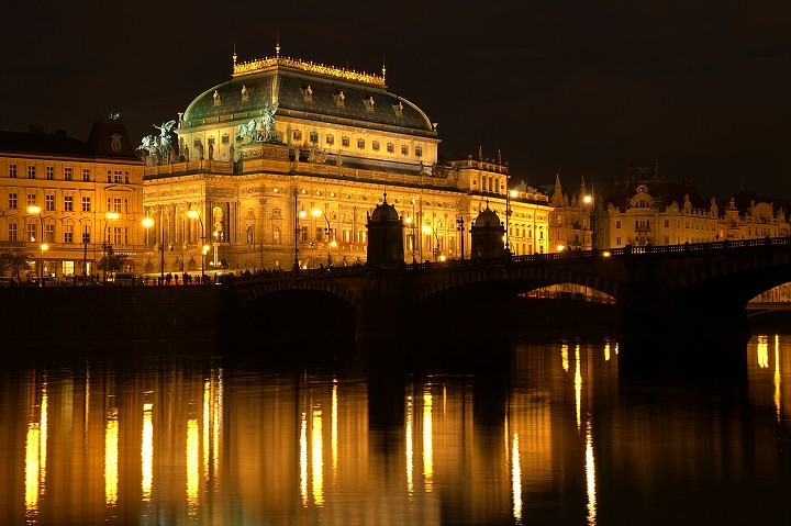 img00004.jpg